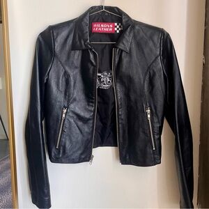 Rare Wilson’s Leather Crop Moto Jacket with exposed zippers and belt womens
